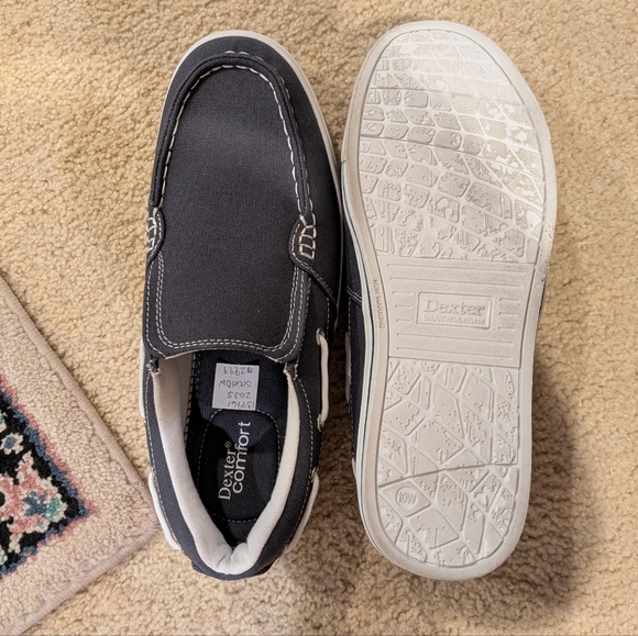 Men's Shoes. The Brand name is Dexter Comfort and the color is Dark Grey. - Picture 2 of 4